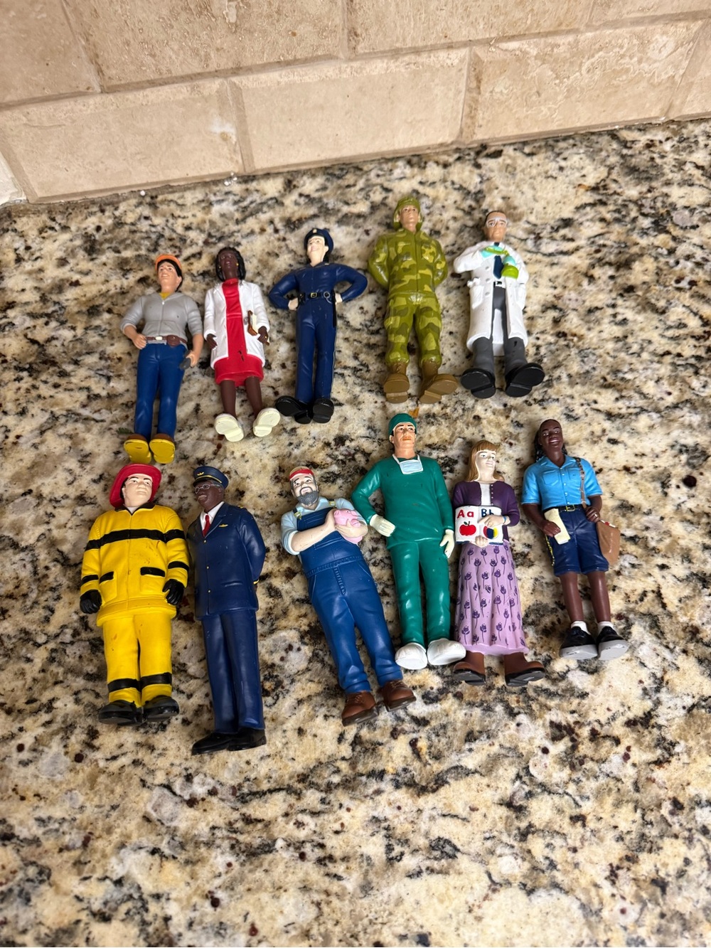 Assorted Kids Play Figures Set - Yellow, Blue, Green, White, Red